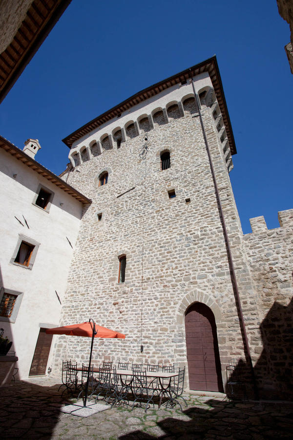 בית הארחה Carbonesca 	Castello Di Magrano מראה חיצוני תמונה