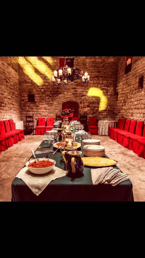 בית הארחה Carbonesca 	Castello Di Magrano מראה חיצוני תמונה
